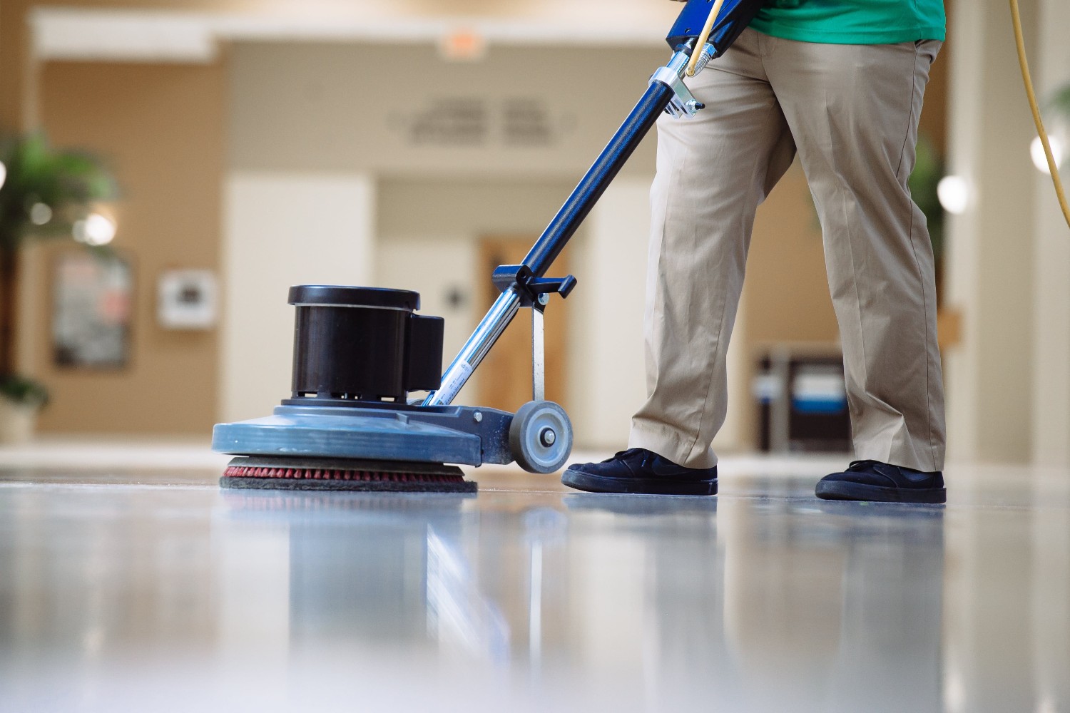 commercial cleaners Mascot